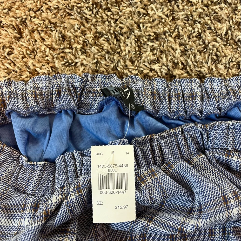 💛 NWT Blue Plaid Bubble Mini Skirt